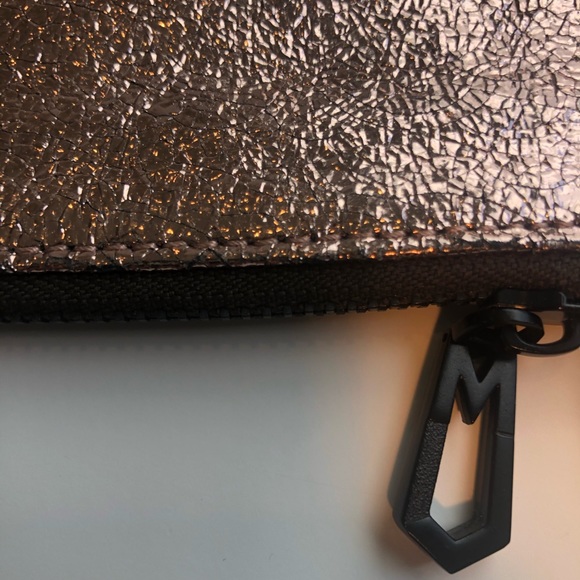 MARC JACOBS Glitter Clutch - Picture 8 of 9